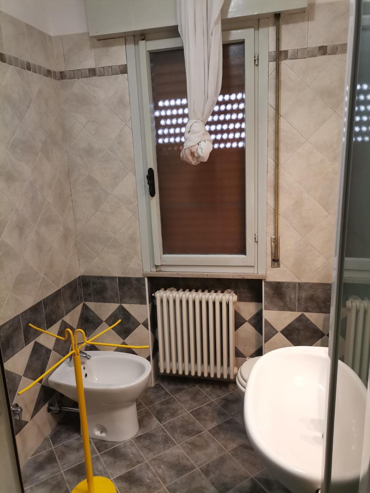 Ampia Camera Con Balcone Privato Pordenone Exteriör bild